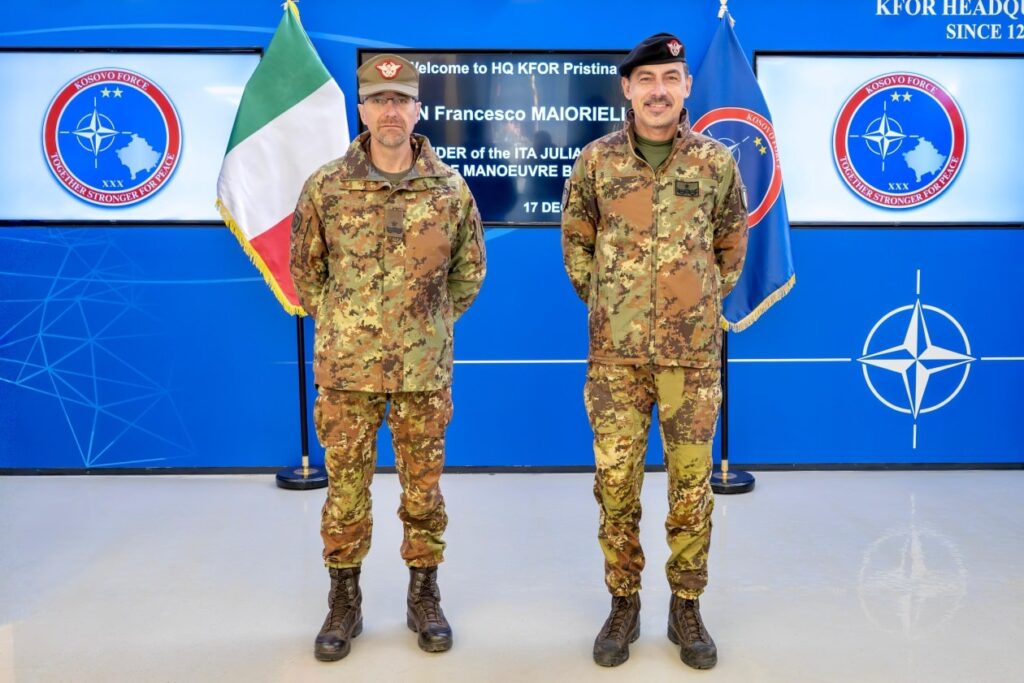 Zëvendëskomandanti i KFOR-it pret komandantin e Brigadës italiane “Julia” në Prishtinë