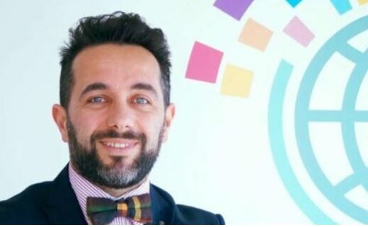 Muharremi kritikon sloganin e VV-së: “Mos lësho pe” dëmton mendimin kritik dhe të ardhmen e shoqërisë