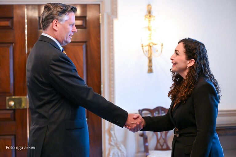 Presidentja Osmani takohet me Zëvendës Sekretarin e Shtetit amerikan, diskutohen mbështetja për Kosovën dhe Dialogu me Serbinë