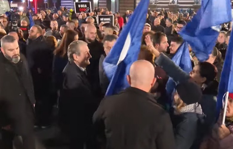 PD mban protestën e tretë para kryeministrisë në Tiranë