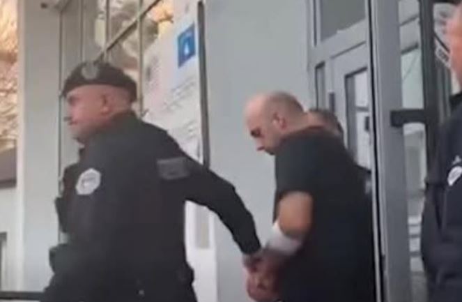 Vazhdohet paraburgimi për Astrit Isufin, i dyshuar për vrasjen e dy vëllezërve në Golluboc