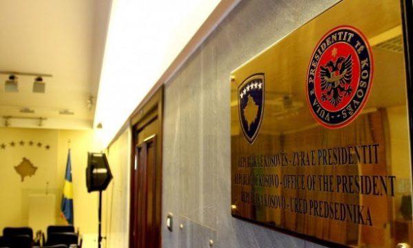 Presidentja Osmani pret në takim sot Presidentin e Hungarisë