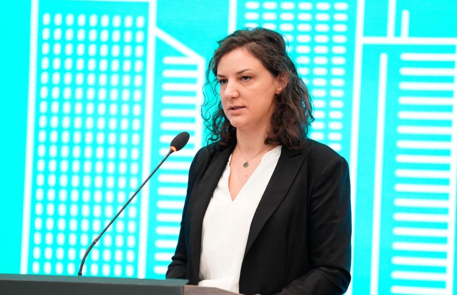 Rizvanolli mohon se zyrtarë të Qeverisë kanë lidhje me EFT