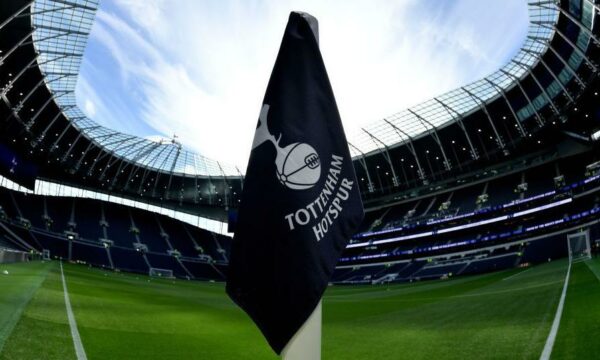 Tottenham synon tre përforcime të mëdha në janar për Thomas Frank