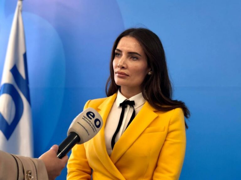 Musliu-Shoshi, Liza Gashit: Paret i ke ti, jo qytetarët