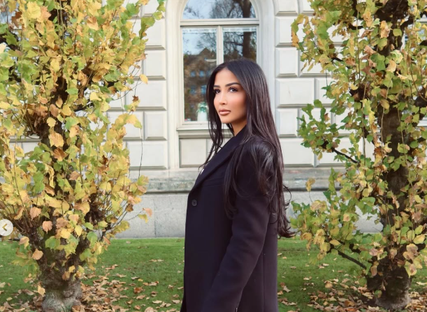 Xheneta Fetahu bëhet nënë: Prezanton macen e saj Coco