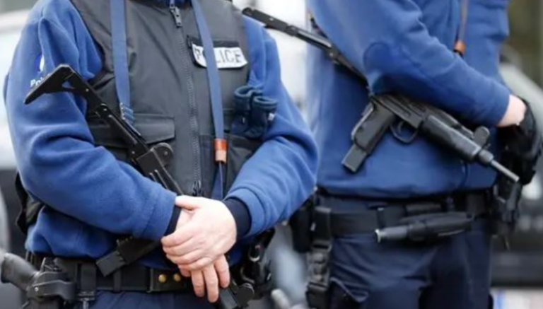 Atentat në Athinë, plagosen babë e bir shqiptarë