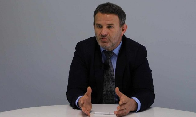 Kasolli: Abdixhiku tenton të zhvendosë përgjegjësinë e dorëheqjes tek partia