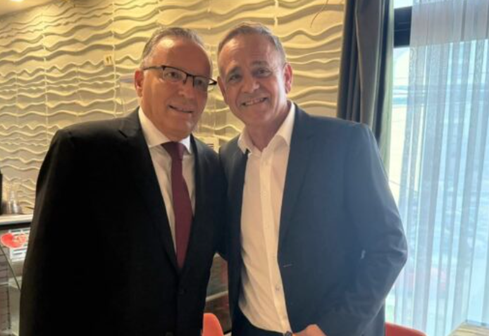 Kreu i PDK-së në Gjermani jep dorëheqje pas akuzave për dështim në mërgatë