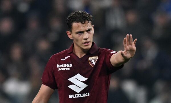 Kristjan Asllani drejt Besiktasit: huazim me të drejtë blerjeje