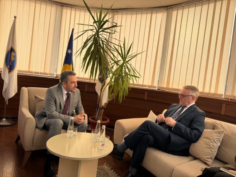 Radoniqi dhe shefi i OSBE-së diskutojnë për zgjedhjet dhe bashkëpunimin e ardhshëm