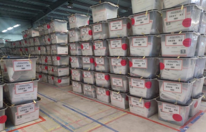 KQZ: Rinumërohen 98% e vendvotimeve, procesi përfundon sot