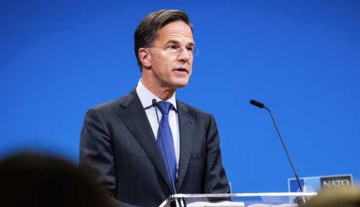 Rutte: NATO po forcon sigurinë në Arktik, Rusia mbetet kërcënim kryesor