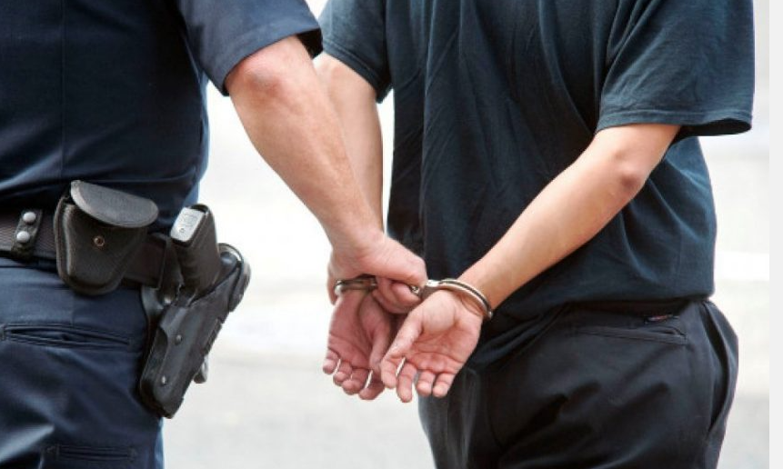 Arrestohet një 34-vjeçar për vjedhje të pajisjeve elektronike në Prishtinë