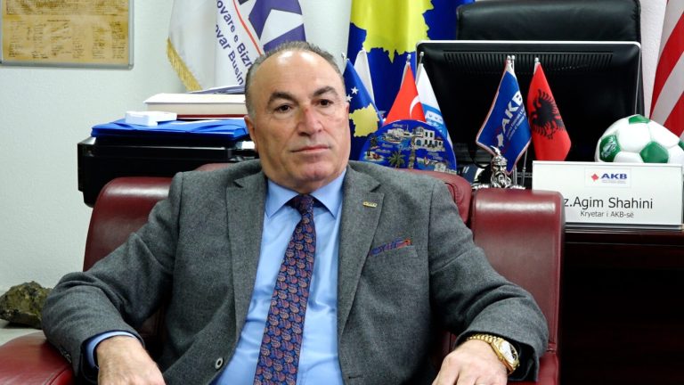 AKB paralajmëron rritje çmimesh dhe mungesë mallrash nga bllokadat dhe rregullat e reja të BE-së