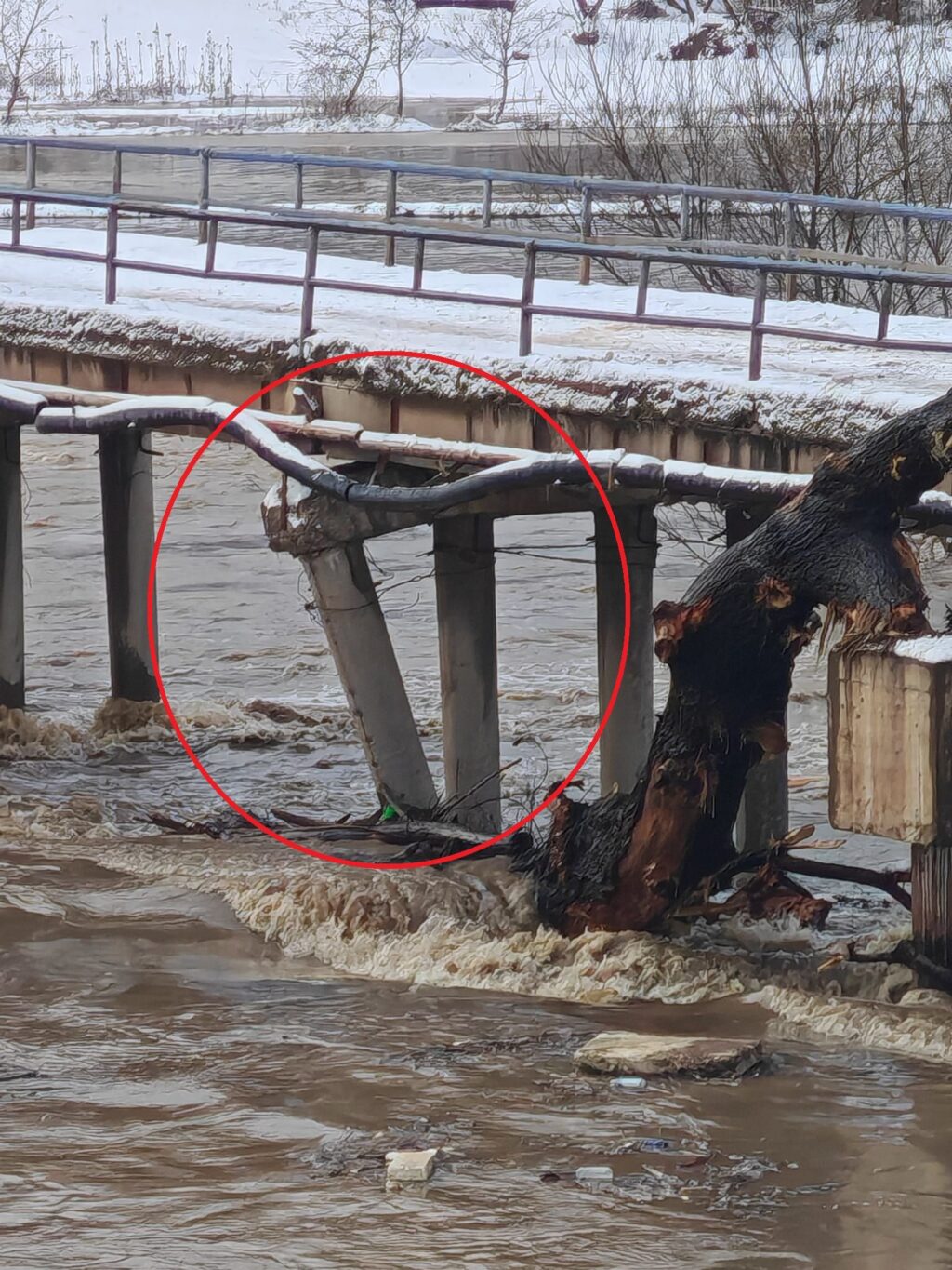 Policia: Situata pas vërshimeve në veri është nën kontroll