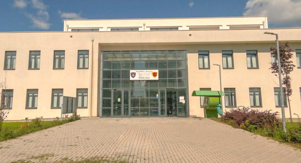 Drenasi fton qytetarët e prekur nga vërshimet të paraqesin kërkesat për kompensim