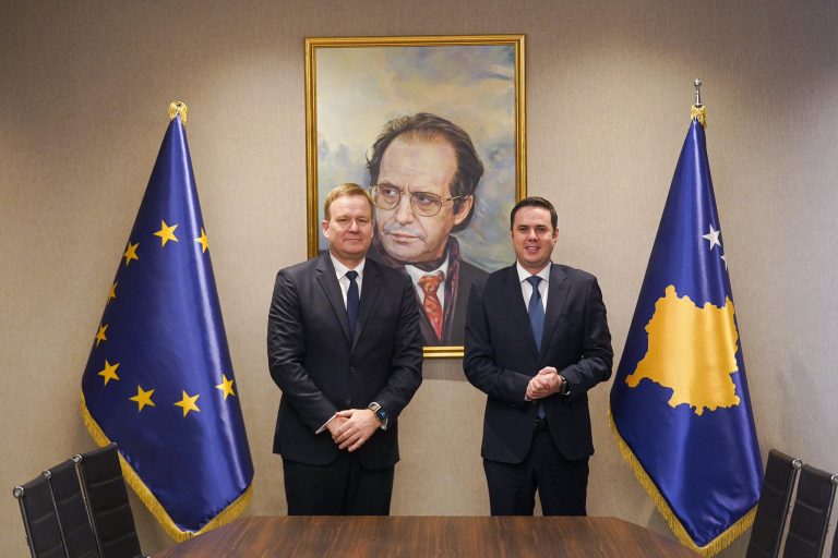 Abdixhiku pret Sorensen, diskutohet situata politike dhe mbështetja e BE-së