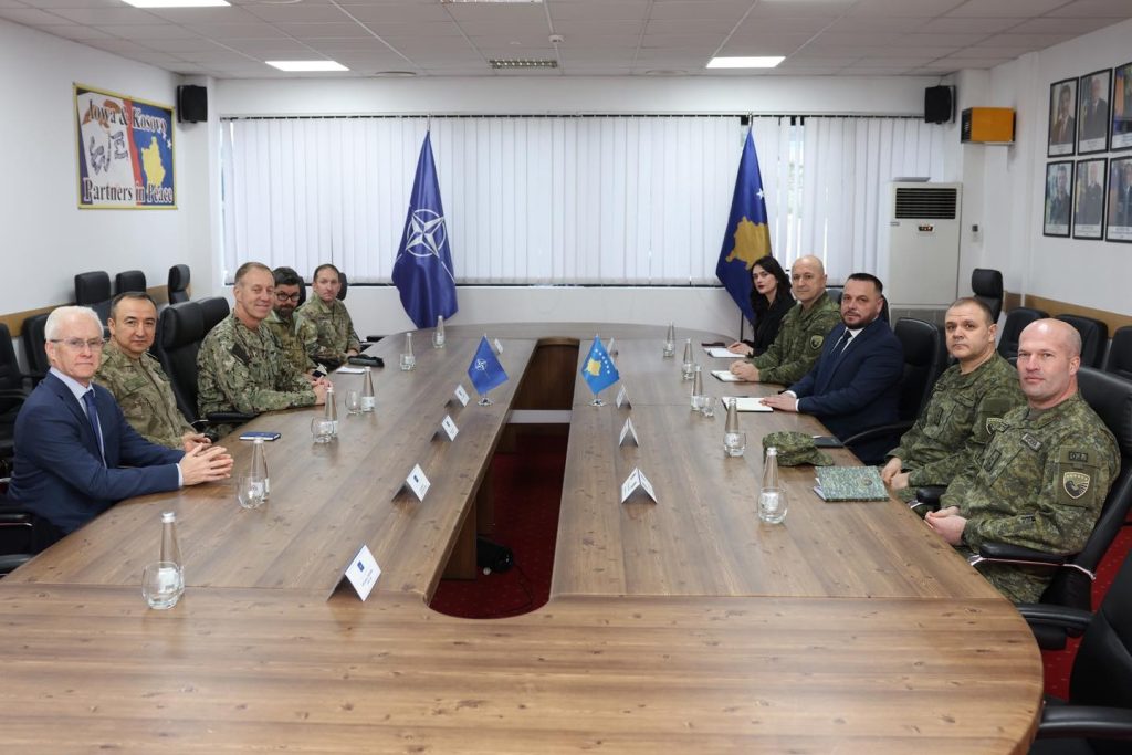 Maqedonci takohet me Wikoff dhe Ulutaşh, diskutohet siguria në Kosovë dhe zhvillimi i FSK-së