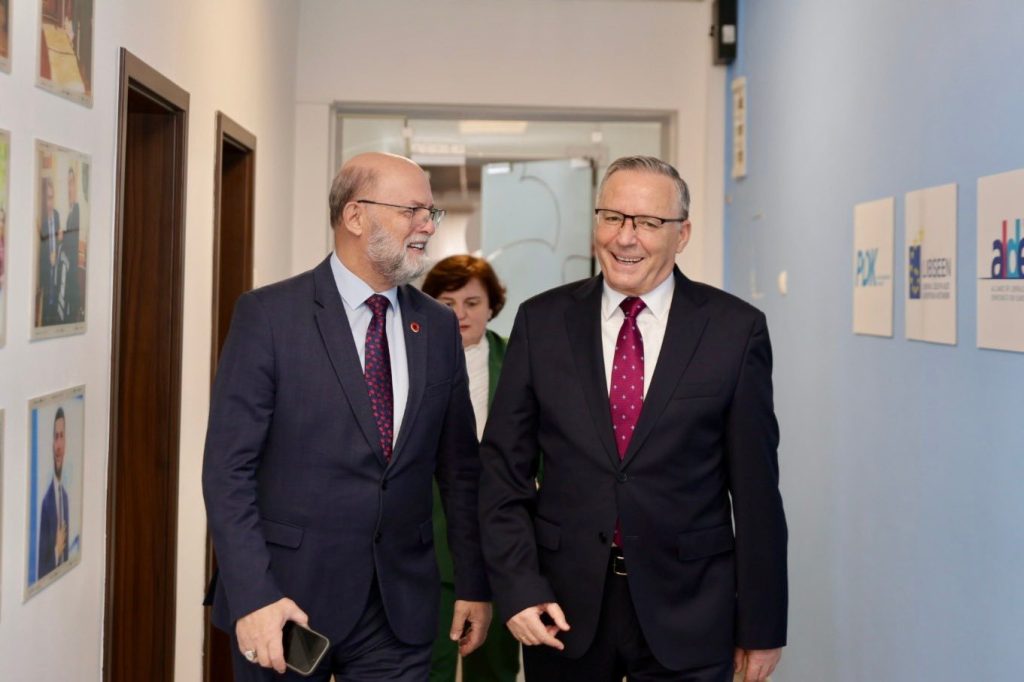 Hamza takon ambasadorin Malaj: Shqipëria dhe Kosova, partneritet i bazuar në vëllazëri