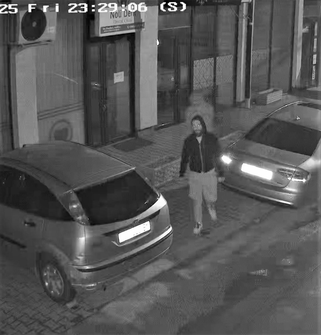 Kërkesë për ndihmë në identifikimin e personave të dyshuar për vjedhje të rëndë