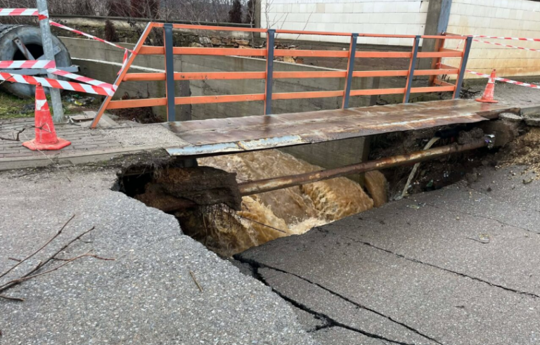 Shembet ura në Smallushë nga reshjet e shiut