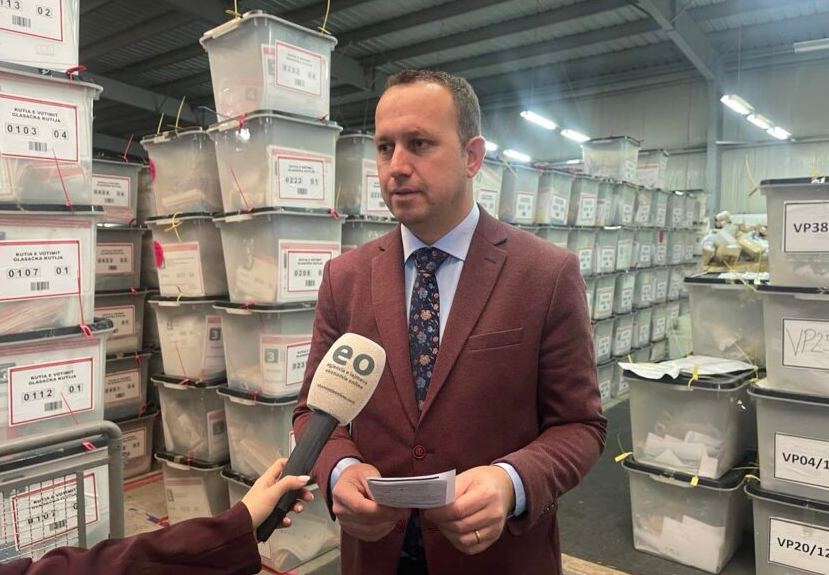 Elezi: Përfundon rinumërimi në 18 komuna, mbi 260 vendvotime të rinumëruara