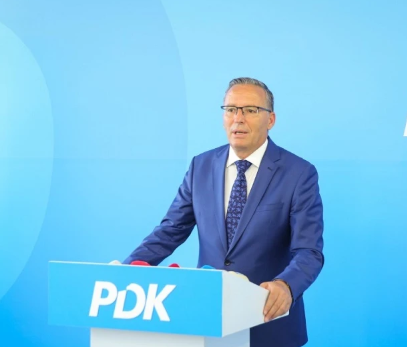 Bedri Hamza përkujton viktimat e Holokaustit: Kujtesa është përgjegjësi