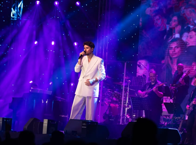 Alban Skënderaj thyen rekorde me koncertin “Motiv” në Stuttgart