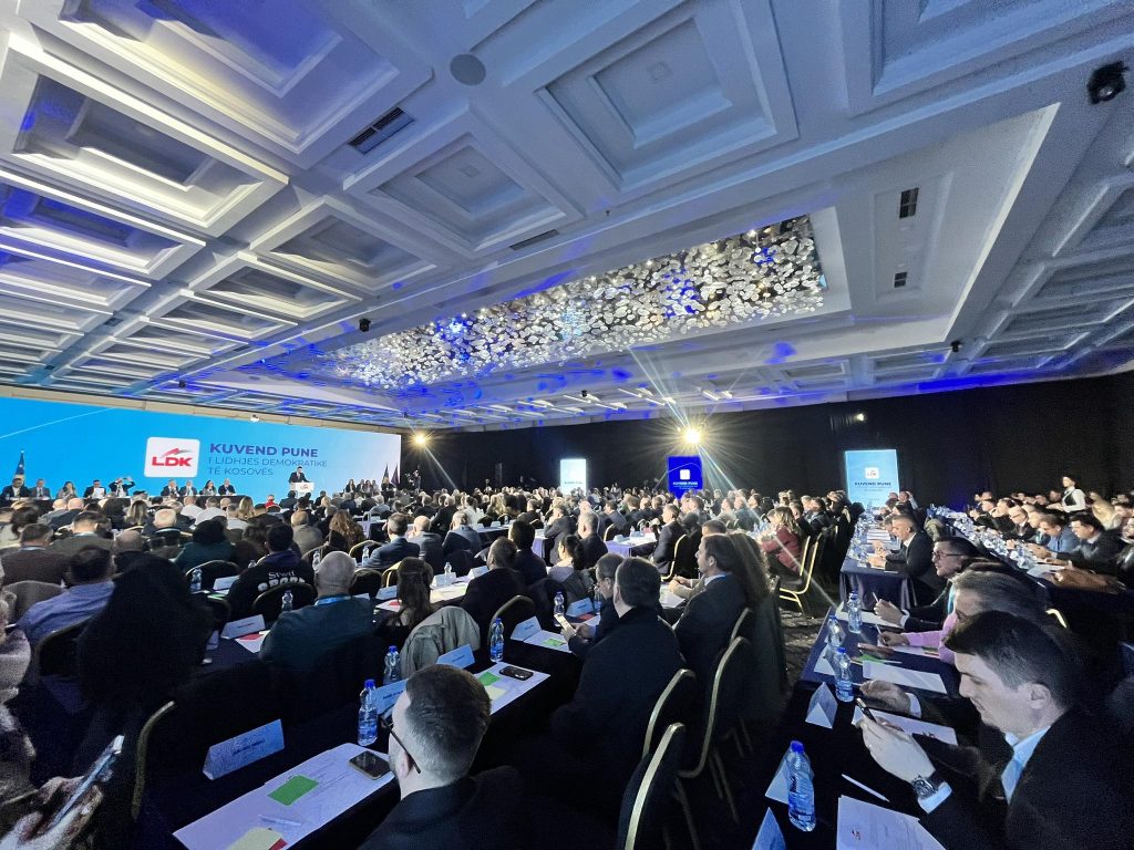 Kujtim Shala udhëheq punimet e Kuvendit të LDK-së