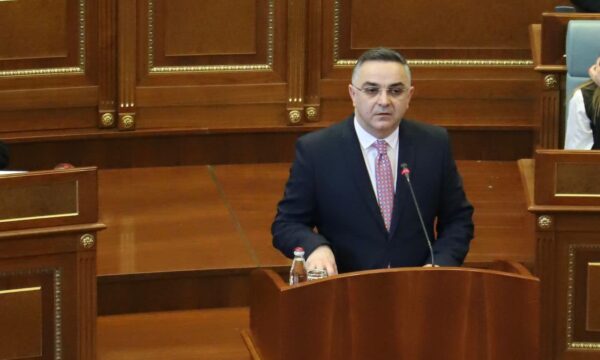Tahiri: Qeveria ka dështuar totalisht në menaxhimin e vërshimeve dhe krizave