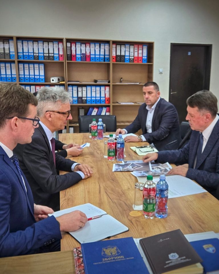 Ambasada Gjermane: Të gatshëm për bashkëpunim me të gjitha komunat e Kosovës