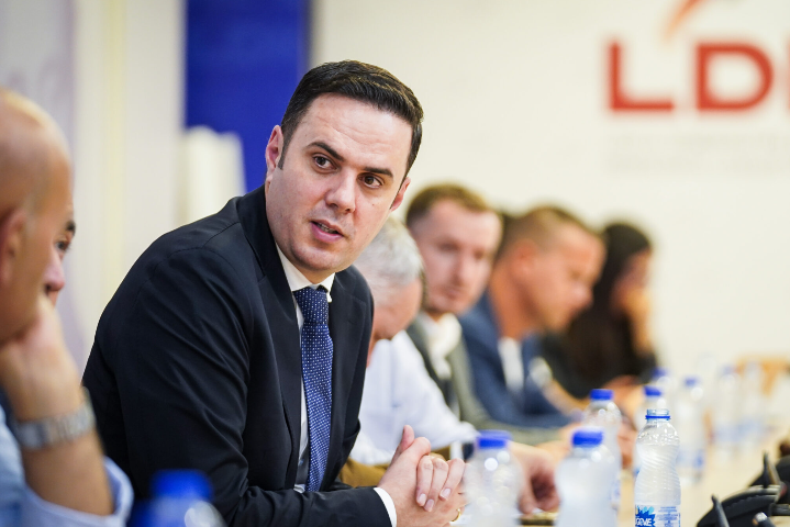 LDK në krizë pas zgjedhjeve, Abdixhiku thërret mbledhje me nënkryetarët dhe kryetarët e komunave