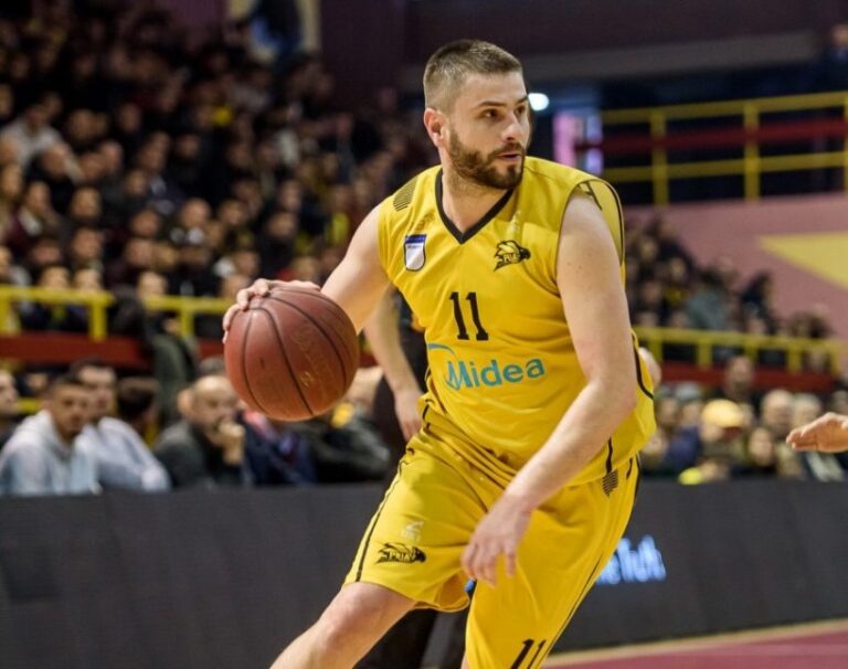 Dardan Berisha goditet nga tifozët në Prizren