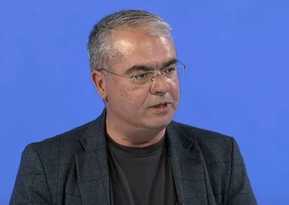 Fetoshi paralajmëron ofensivë propagandistike të Serbisë: Rrezik për sigurinë e Kosovës