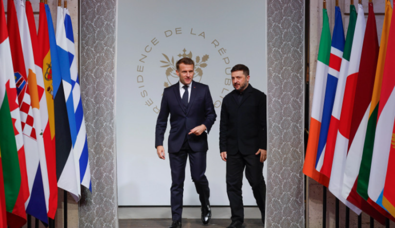 Mbretëria e Bashkuar dhe Franca planifikojnë qendra ushtarake në Ukrainë