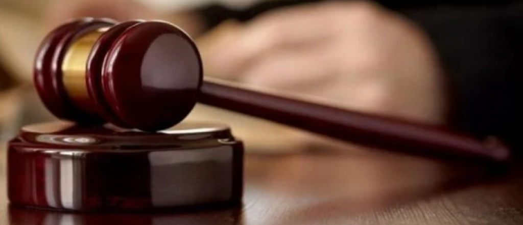 Ish-gardiani i burgut të Prishtinës deklarohet i pafajshëm për akuzat për krime lufte