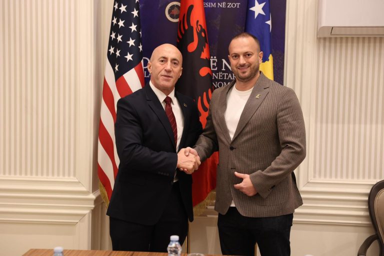 Ramush Haradinaj shpreh ngushëllime për ndarjen nga jeta të Hekuran Hoxhës