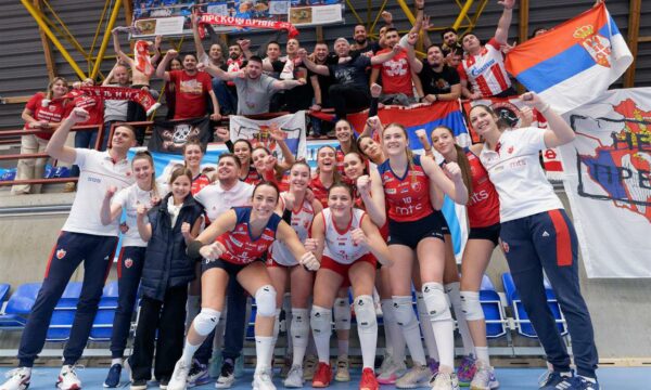 SKANDALOZE: Mesazhe politike dhe nacionaliste në ndeshjen e volejbollit në Danimarkë, reagojnë Federata e Kosovës dhe CEV