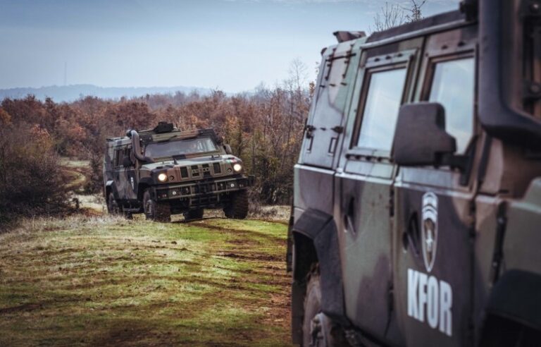 KFOR vazhdon patrullimet për siguri dhe qetësi në komunat e Kosovës