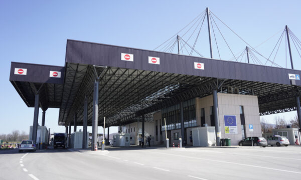 Pritje të shkurtra në pikat kufitare të Kosovës