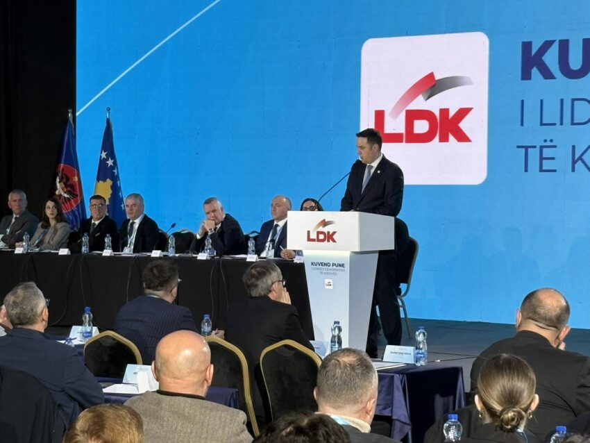 Abdixhiku dorëzon dorëheqjen te Kuvendi i LDK-së, vendimi te delegatët