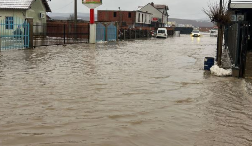 Vërshimet në Lipjan – Dëme të mëdha në ura dhe ekonomi familjare