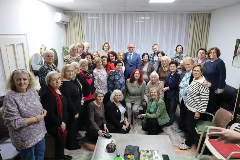 Pensionistet e Ferizajt mbështesin Marshin “Drejtësi, jo politikë” më 17 shkurt