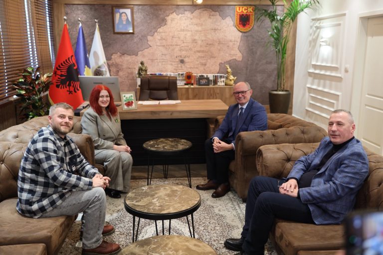  “Liria ka Emër” falënderon Komunën e Ferizajt për mbështetjen e Marshit “Drejtësi, jo politikë”