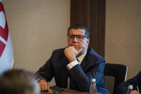 Haziri: Dorëheqja e Abdixhikut ishte akt politik, pa konsultim me kolegët