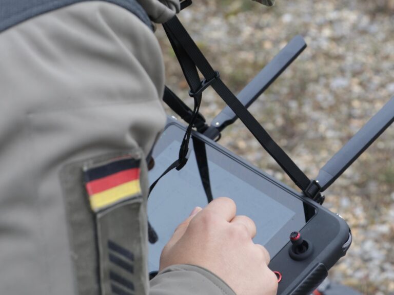 Ushtarët gjermanë të KFOR-it stërviten për të luftuar dronet në Kosovë