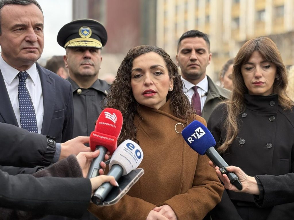 Osmani nderon heronjtë Pajaziti, Zejnullahu dhe Hoxha