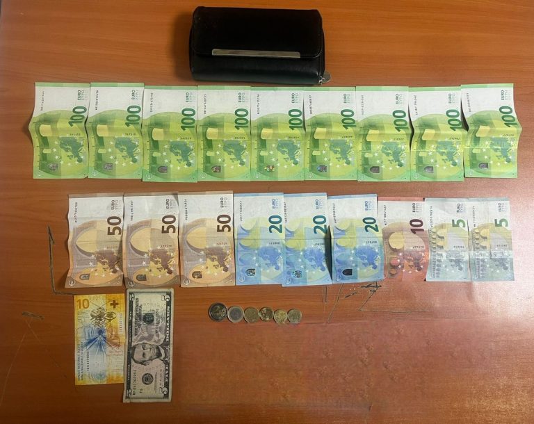 Një qytetar i Ferizajt gjen një portofol me para dhe dokumente dhe i dorëzon në polici