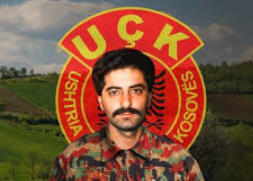 Zbulohet pllaka përkujtimore e Komandant Abedin Rexhës – “Sandokanit” në Klinë